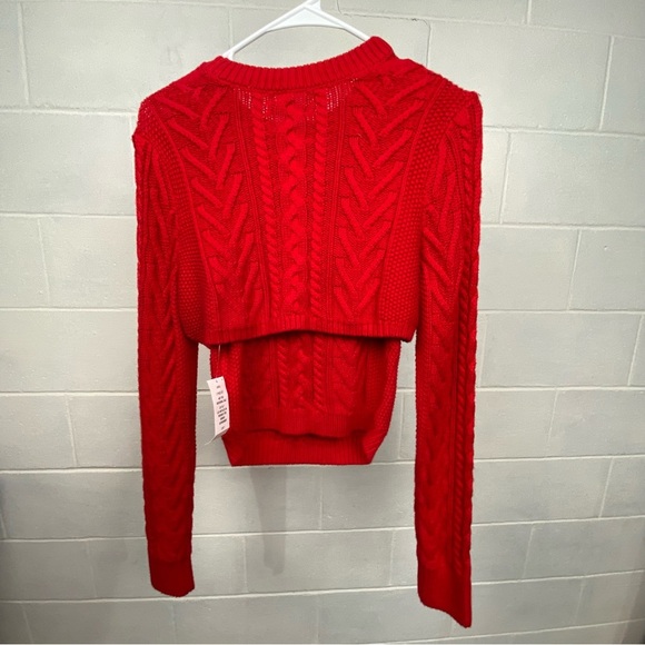 NWT‎ Abercrombie & Fitch Cable Knit Sweater Camisole and Shrug Set LARGE Red NEW - Picture 11 of 13